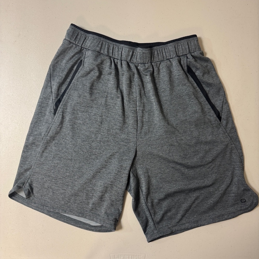 Casual Athletic Shorts Men’s Large Gray Basketball Elastic Waist Stretch Comfort